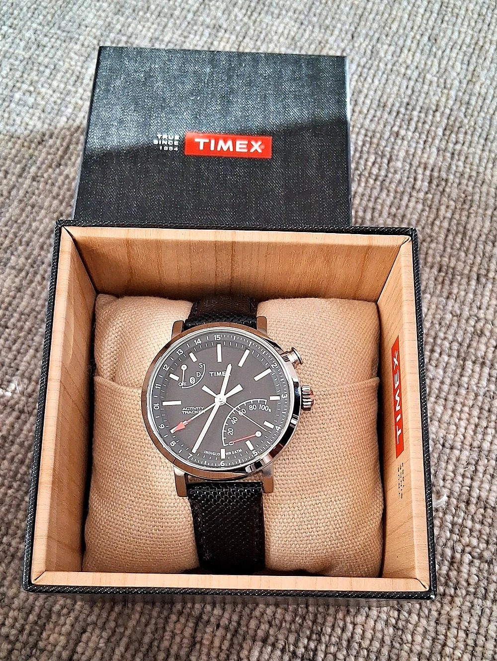 Timex Metropolitan+ + Chronograph Watch in Black & Silver
